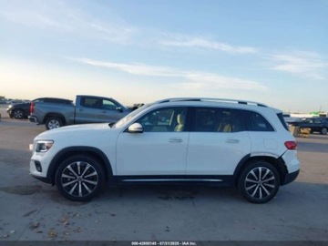 Mercedes GLB 2021 Mercedes-Benz GLB 250 2021 2.0l 2.0 Benzyna 221KM, zdjęcie 2