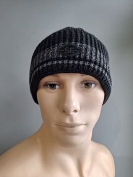 CZAPKA MĘSKA ZIMOWA GRUBA SABFIL NA POLARZE CZARNA CIEPŁA