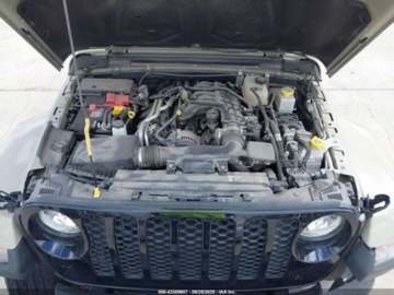 Jeep Gladiator 2022 Jeep Gladiator Altitude 2022 3.6l 3.6 Benzyna 285KM, zdjęcie 8