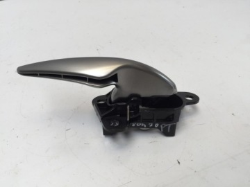 LEXUS UX 250H ГИБРИДНАЯ РУЧКА ВНУТРЕННЯЯ ЗАДНЯЯ ПРАВАЯ