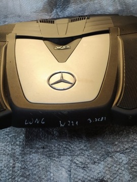 Крышка двигателя Mercedes CLS W221 3.0V6 CDI
