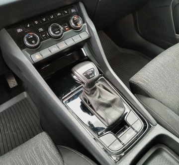 Skoda Karoq Crossover Facelifting 2.0 TDI SCR 150KM 2022 Skoda Karoq 2.0 TDI SCR 4x4 Style DSG, 150KM,, zdjęcie 22