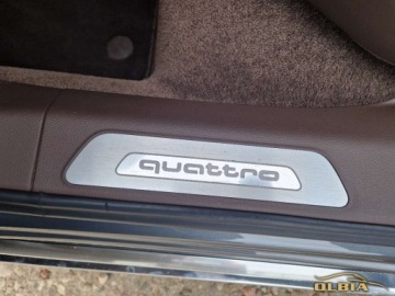 Audi A8 D4 Sedan Facelifting 3.0 TDI 262KM 2016 Audi A8 Quattro LedXenonMatrix Skory Audi Design Selection Fakt. VAT 3.0, zdjęcie 19