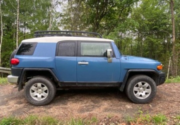 Toyota FJ Cruiser 4.0 239KM 2011