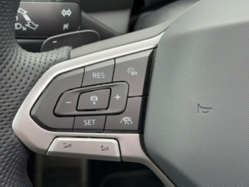 Volkswagen T-Roc I SUV Facelifting 2.0 TSI 190KM 2025 Volkswagen T-Roc 2.0 TSI 190 KM 4Motion FV23 Matrix WEBASTO Panorama, zdjęcie 18