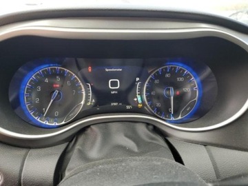 Chrysler Pacifica II 2022 Chrysler Pacifica Chrysler Pacifica Touring L 3.6 Benzyna 287KM, zdjęcie 10