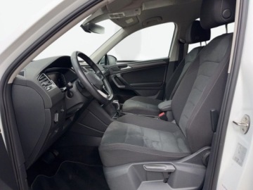 Volkswagen Tiguan II SUV Facelifting 2.0 TDI 150KM 2022 Volkswagen Tiguan Allspace Elegance, Matrix, Head-Up, Kamera, Ambiente, As, zdjęcie 9