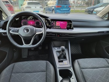 Volkswagen Golf VIII Hatchback 1.0 TSI 110KM 2022 Volkswagen Golf 1.0 TSI 110KM Life Salon PL FV 23%, zdjęcie 12