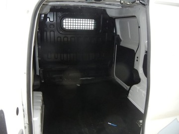 ЗАРЯДКА NISSAN E-NV200 ДРУГИЕ ДЕТАЛИ