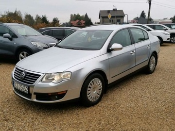 Volkswagen Passat B6 Sedan 2.0 TDI-CR DPF 110KM 2009 Volkswagen Passat Volkswagen Passat B6 2.0 TDI..., zdjęcie 4