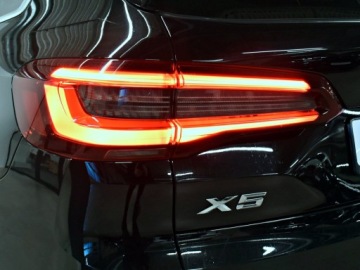 BMW X5 G05 SUV 3.0 40i 340KM 2020 BMW X5 Panorama/ Dostęp Komfortowy/ Elektryczne Fo, zdjęcie 30