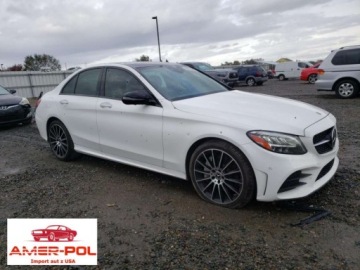 Mercedes Klasa C W205 2020 Mercedes-Benz Klasa C 2020 MERCEDES-BENZ C 300 4MATIC 2.0 Benzyna 255KM