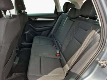 Skoda Karoq Crossover 1.6 TDI 115KM 2019 Skoda Karoq ACCKamerael.klapaDSG Zadbany 1.6 Diesel 115KM, zdjęcie 11