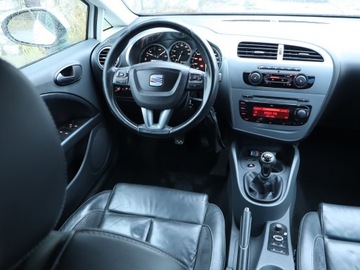 Seat Leon II 1.4 TSI 125KM 2010 Seat Leon 1.4 TSI, Klima, Klimatronic, Tempomat, zdjęcie 6