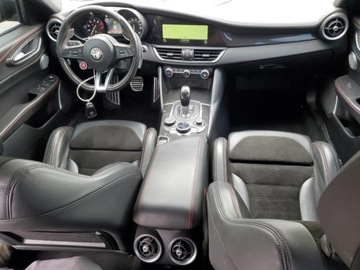 Alfa Romeo Giulia II 2017 Alfa Romeo Giulia 2017 ALFA ROMEO GIULIA QUADRIFOGLIO V6 OD FERRARI 2.9L, zdjęcie 8