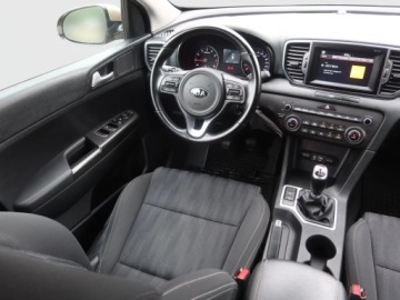 Kia Sportage IV SUV 1.6 GDI 132KM 2017 Kia Sportage 1.6 GDI, Salon Polska, Serwis ASO, zdjęcie 6