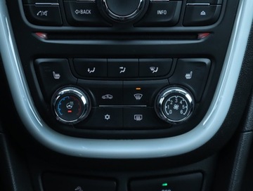 Opel Mokka I SUV 1.4 Turbo ECOTEC 140KM 2014 Opel Mokka 1.4 Turbo, Klima, Klimatronic, zdjęcie 15