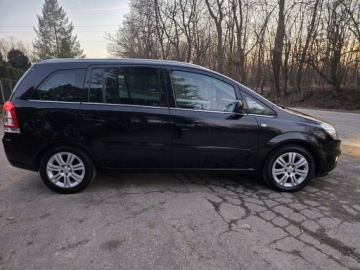 Opel Zafira B 1.8 ECOTEC 140KM 2010 Opel Zafira 7-os, Xenon, KlimaTronik, Navi, PDC,, zdjęcie 9