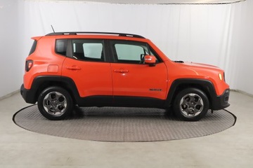 Jeep Renegade SUV 1.4 MultiAir 140KM 2017 Jeep Renegade 1.4 MultiAir, Salon Polska, zdjęcie 5