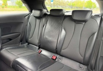 Audi A3 8V Hatchback 3d 2.0 TDI 150KM 2013 Audi A3 3-drzwiowe Audi A3 3-drzwiowe 2.0 TDI S tronic S line Sportpaket, zdjęcie 3