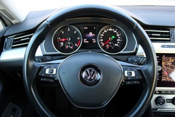 Volkswagen Passat B8 Variant 2.0 TDI BlueMotion SCR 150KM 2019 Volkswagen Passat SalonPL FV23% Navi Tempomat ACC, zdjęcie 11