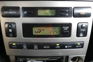 KONZOLA PANEL VENTILACE TOYOTA COROLLA VERSO I