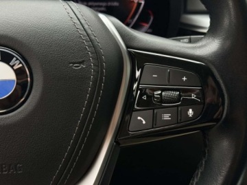 BMW Seria 5 G30-G31 Touring Facelifting 2.0 520i 184KM 2022 BMW Seria 5 520i Kamera cofania CarPlay Android Auto Nawigacja LED H, zdjęcie 25