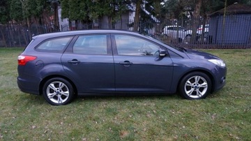 Ford Focus III Kombi 1.6 Duratorq TDCi DPF 95KM 2011 Ford Focus zarejestrowany, ubezpieczony. Gwarancja, zdjęcie 4