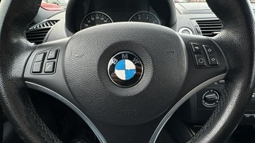 BMW Seria 1 E81/E87 2010 BMW 116 2.0 Benzyna Zarejestrowany Ubezpieczony, zdjęcie 28