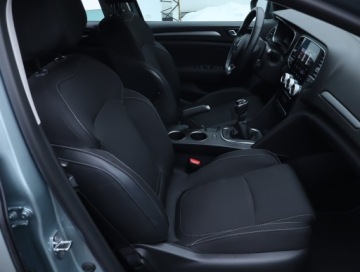 Renault Megane IV Hatchback 5d  Facelifting 1.3 TCe 115KM 2020 Renault Megane 1.3 TCe, Salon Polska, Serwis ASO, zdjęcie 8