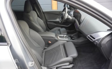 BMW Seria 1 F70 2025 BMW Seria 1 1-Wlasciciel Xdrive Led Matrix Panorama Keyless Harman M-Pakie, zdjęcie 20