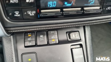 Toyota Auris II Touring Sports Facelifting 1.8 Hybrid 136KM 2016 Toyota Auris 1.8Hybryda Panorama Navi kamera climatronic 100 bezwypadek, zdjęcie 22