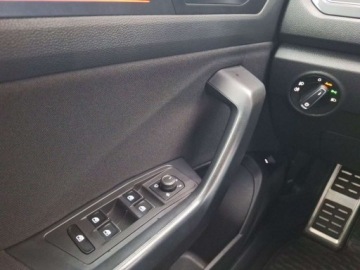 Volkswagen T-Roc I SUV 1.5 TSI ACT 150KM 2021 Volkswagen T-Roc reflektory LED navi kamera Keyless tempomat ACC pod, zdjęcie 11