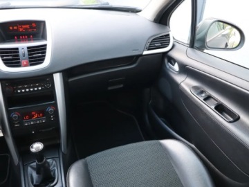 Peugeot 207 Hatchback 5d 1.6 HDi FAP 92KM 2011 Peugeot 207 1.6 HDi, Klima, Klimatronic,ALU, zdjęcie 7