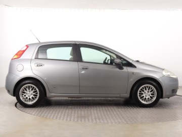 Fiat Punto Grande Punto Hatchback 5d 1.4 8v 77KM 2007 Fiat Grande Punto 1.4, GAZ, Klima, Klimatronic, zdjęcie 5