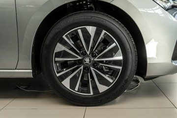 Skoda Superb III Liftback Facelifting 1.5 TSI 150KM 2025 Škoda Superb Skoda Superb Edition 130 1.5 TSI 150, zdjęcie 4