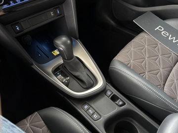 Toyota Yaris IV Hatchback 1.5 Hybrid Dynamic Force 116KM 2022 Toyota Yaris Cross Hybrid 1.5 Executive IV (2020-), zdjęcie 25