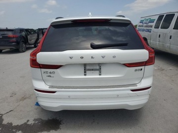 Volvo XC60 II 2022 Volvo XC 60 2022 Volvo XC60 B5 Momentum 2.0 Benzyna 247KM, zdjęcie 6