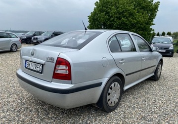 Skoda Octavia II Hatchback 1.6 MPI 102KM 2004 Skoda Octavia Skoda Octavia, zdjęcie 6