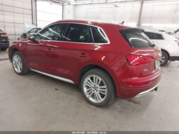 Audi Q5 II SUV 2.0 TFSI 252KM 2018 Audi Q5 2018 AUDI Q5 2.0T PREMIUM2.0T TECH PREMIUM 2.0 Benzyna 252KM, zdjęcie 3
