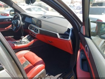 BMW X5 G05 2022 BMW X5 M 2022 4.4l 4.4 Benzyna 617KM, zdjęcie 9