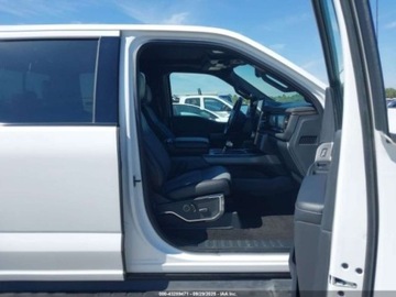 Ford 2023 Ford F150 LIGHTNING LARIAT, 2023r., 4x4, Elektryczny 580KM, zdjęcie 9