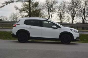 Peugeot 2008 I SUV Facelifting 1.6 BlueHDi 99KM 2016 Peugeot 2008 1.6HDI panorama nawi Car Play doinwes, zdjęcie 10