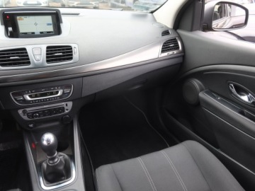 Renault Megane III Grandtour Facelifting 2013 Energy TCe 115KM 2014 Renault Megane 1.2 TCe, Navi, Klima, Klimatronic, zdjęcie 7