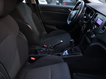 Renault Megane IV Hatchback 5d 1.3 TCe 115 FAP 115KM 2019 Renault Megane 1.3 TCe, Salon Polska, Klima, zdjęcie 8