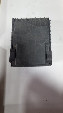 Skrzynka bezpieczników Volkswagen OE 1K0937125D