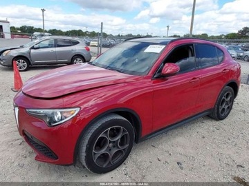 Alfa Romeo Stelvio SUV 2.0 Turbo 280KM 2018 Alfa Romeo Stelvio Sport 2018 2.0l 2.0 Benzyna 280KM, zdjęcie 1