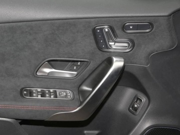 Mercedes Klasa A W177/V177 Hatchback Facelifting 1.3 200 163KM 2025 MERCEDES-BENZ A Klasa 200 AMG Line 1.3 (163KM) 2025, zdjęcie 7