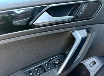 Volkswagen Tiguan II SUV 2.0 TDI 150KM 2017 Volkswagen Tiguan 2.0 TDI 4x4 4motion keylessgo el. klapa SOUND temp ACC L, zdjęcie 18