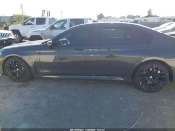 BMW Seria 7 G70 2022 BMW Seria 7 2022 BMW 7 Series 740i Sedan 3.0 Benzyna 335KM, zdjęcie 1